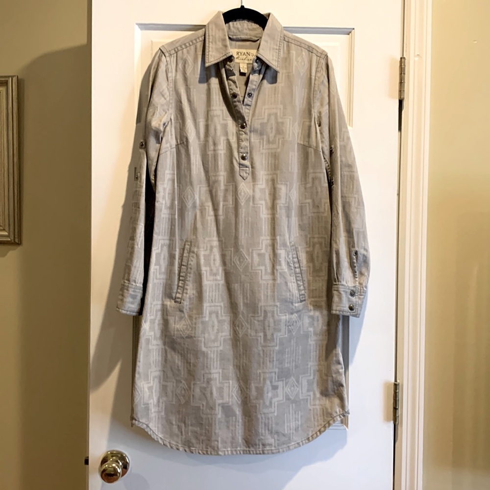 Ryan Michaels long sleeve shirt dress